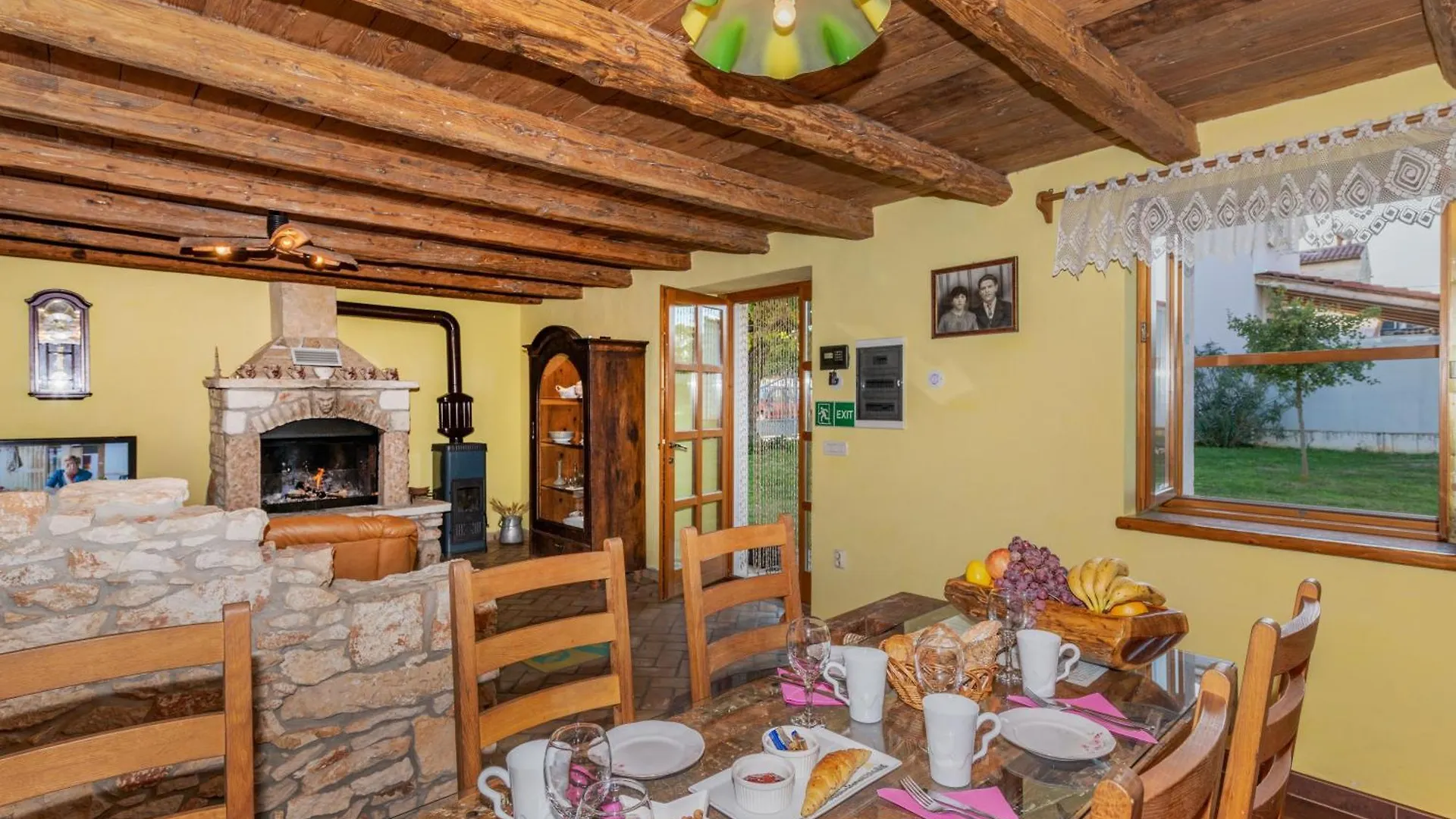Holiday home Villa Valverana, With A Bike To The Beach. Bikes Provided! Sisan