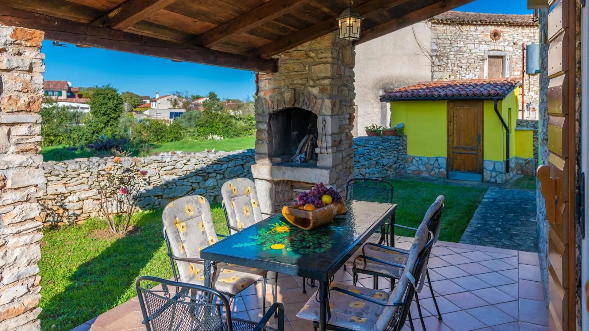 Villa Valverana, With A Bike To The Beach. Bikes Provided! Sisan 0*,